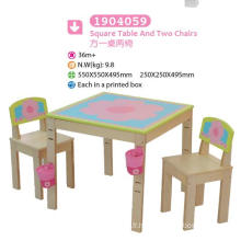 Table de jeu carrée et deux chaises Meubles pour enfants Meubles pour enfants